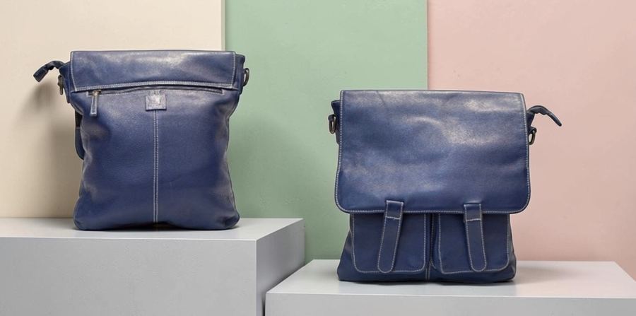 Chestnut leather toiletry bag